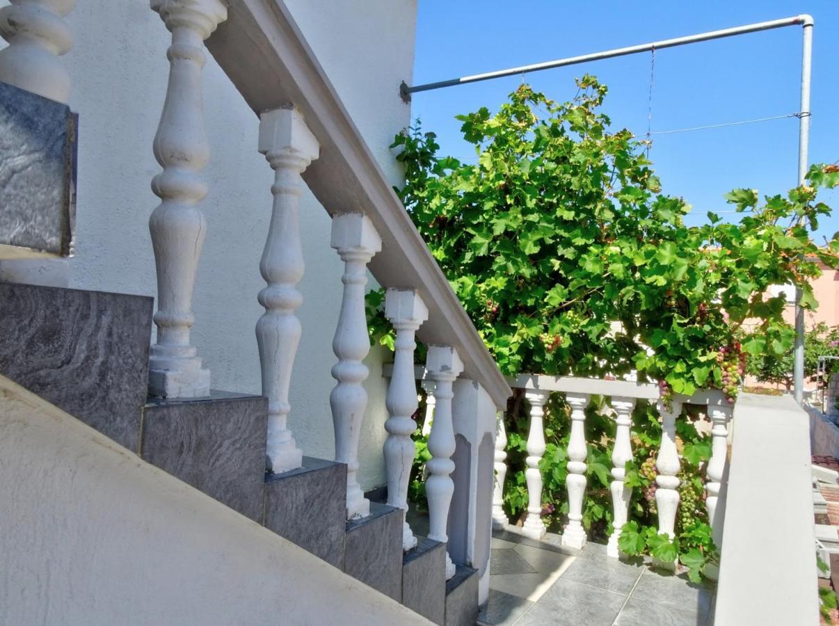 Apartment Daca Vir Exterior photo