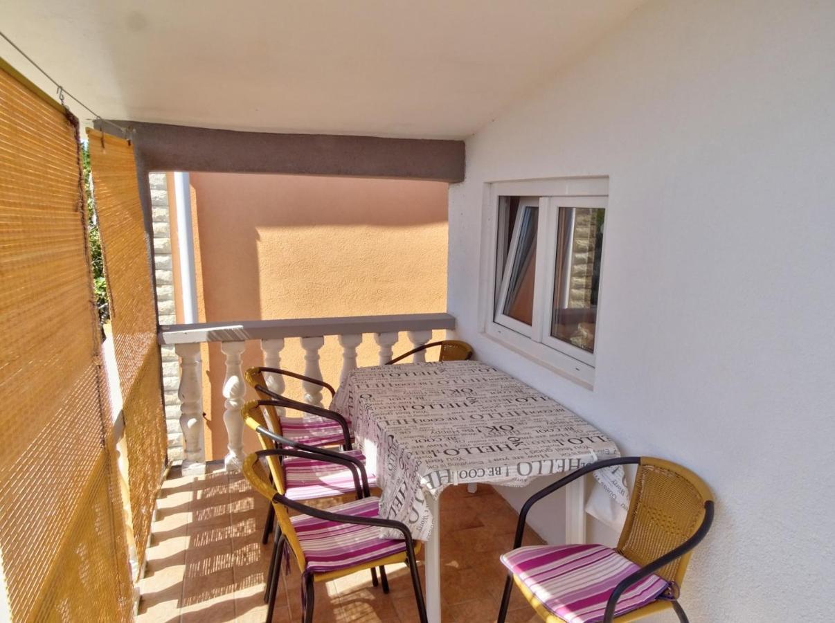 Apartment Daca Vir Exterior photo