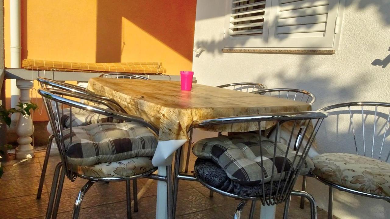 Apartment Daca Vir Exterior photo